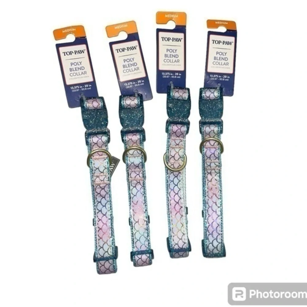 Top paw  medium collars NEW WITH TAGS
